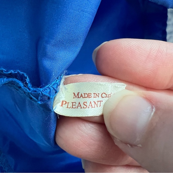 Pleasant Company American Girl Felicity Christmas Party Dress with hangers - Picture 7 of 15